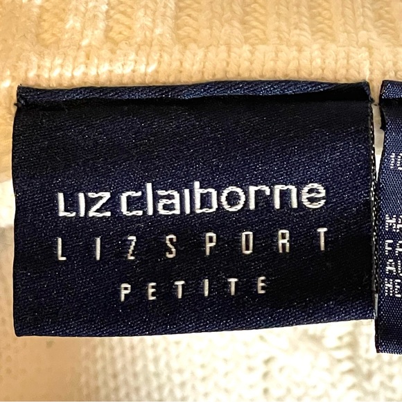 Christmas Sweater White Red Poinsettia Snowflake - Picture 10 of 17